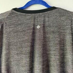 lululemon Men’s Gray Short Sleeve Tee